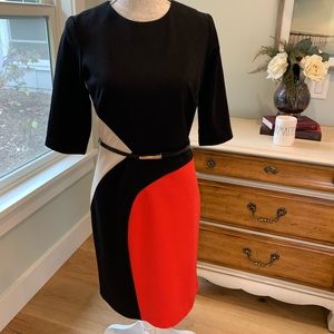Classic Color Block Dress. Black. Red.